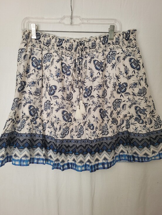 beachlunchlounge Dresses & Skirts - BeachLunchLounge 100% Cotton Mini Skirt Blue White Lined Size L Floral Casual
